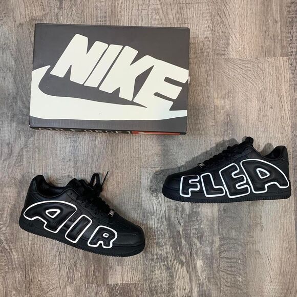Athletic_Shoes